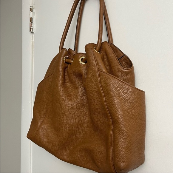 2 Michael Kors Ring Tote Leather Bags- 1 Black and 1 Brown Leather NWT - Picture 9 of 16